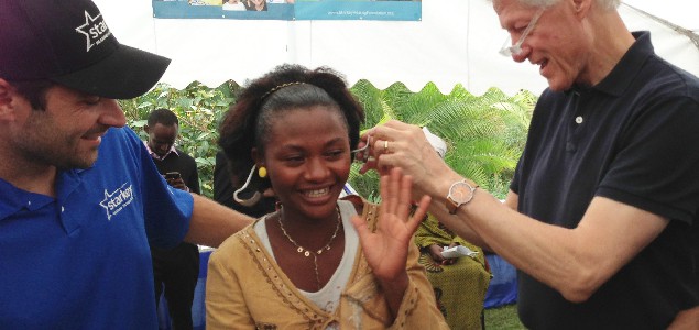 President and Chelsea Clinton Visit Site to See Starkey Hearing Foundation’s Global Fight against Hearing Loss