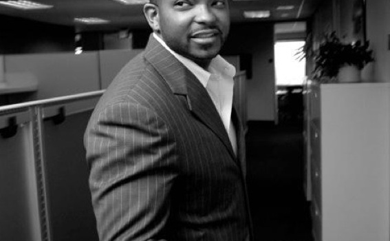 GlobalHue-Detroit President Detavio Samuels Named To Crain’s Detroit Business Influential “40 Under 40” List